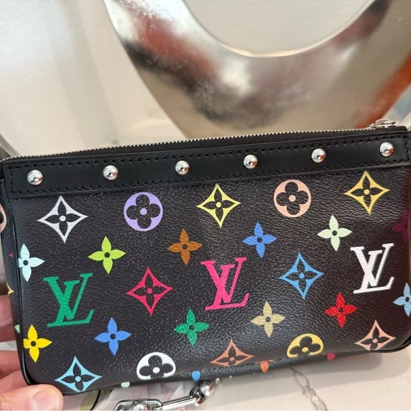 Sold BRAND NEW WITH Box & ribbon LOUIS VUITTON 2025 MURAKAMI X LV X TM 2025 - Picture 5 of 10